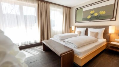 Ein stilvoll eingerichtetes Doppelzimmer© Gabriel Eisath Ein stilvoll eingerichtetes Doppelzimmer© Gabriel Eisath