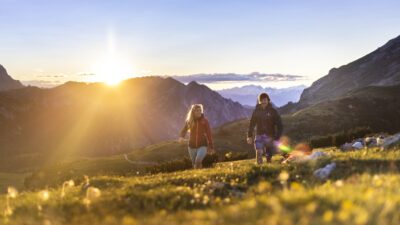 Eine Sonnenuntergangswanderung hat einen besonderen Charme© Martin Lugger Eine Sonnenuntergangswanderung hat einen besonderen Charme© Martin Lugger