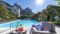 Im Außenpool des Active Hotel Diana kann man bei grandioser Aussicht entspannen oder auch einige Schwimmrunden ziehen.© Active Hotel Diana
