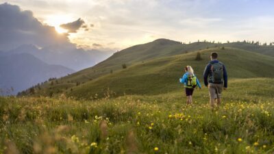 Wandern auf der Gailtaler Mussen in Kärnten bedeutet farbenfrohe und sanfte Bergwiesen© Martin Lugger Wandern auf der Gailtaler Mussen in Kärnten bedeutet farbenfrohe und sanfte Bergwiesen© Martin Lugger