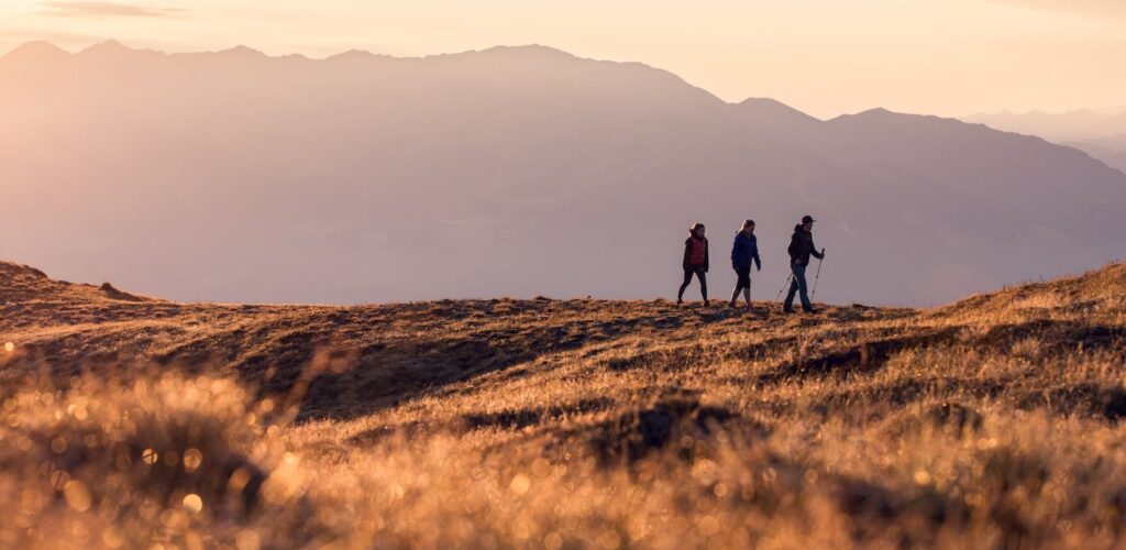 Ein Wanderurlaub im Zillertal im Wanderhotel ZillergrundRock verspricht Ruhe, Erholung und tolle Gipfelsiege.