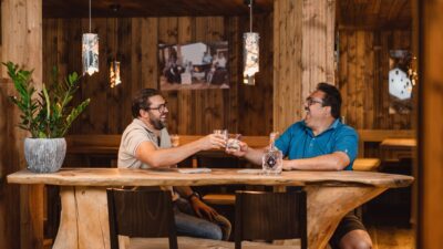Die Gastgeber vom Wanderhotel Gassenhof im Südtiroler Ridnauntal© Brandnamic - Stefan & Manni Die Gastgeber vom Wanderhotel Gassenhof im Südtiroler Ridnauntal© Brandnamic - Stefan & Manni