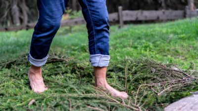 Barfußweg auf der Kuschelalm vom Wanderhotel Das Katschberg in Kärnten, Österreich© Carolin Thiersch