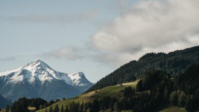 Einfache und mittlere Wanderungen in Fiss gib es zuhauf. Informiere dich beim Wanderhotel Chesa Monte.© Chesa Monte