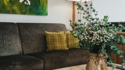 Die liebevolle Blumendekoration verleiht dem Wanderhotel Chesa Monte Charme – Wandern in Fiss & Luxus. Das klappt.© Chesa Monte