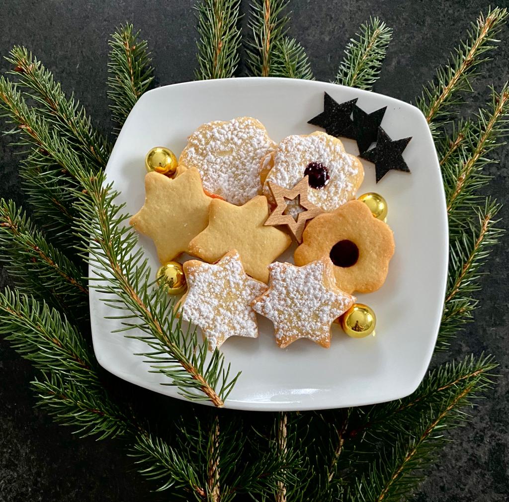 Salzburger Weihnacht Kekse backen im Wellness- und Wanderhotel Gassner in Neukirchen