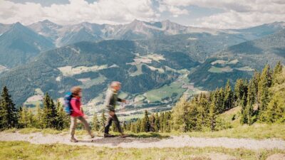 Wanderwege für Anfänge gibt es in Sterzing genug - erkunde dich beim Wanderhotel Wieser.© Hotel Wieser