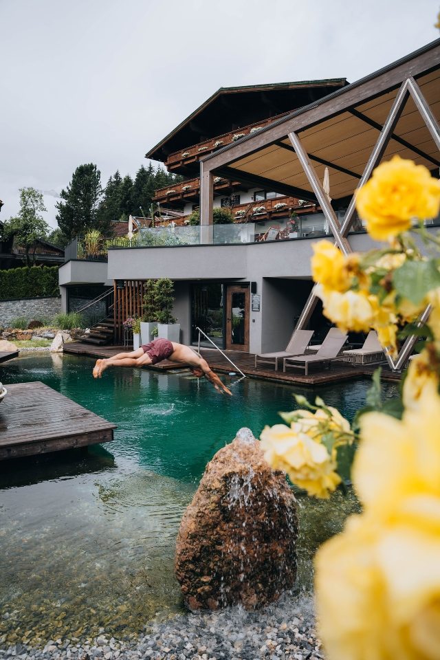 Pool vom Wanderhotel Gassner in Neukirchen